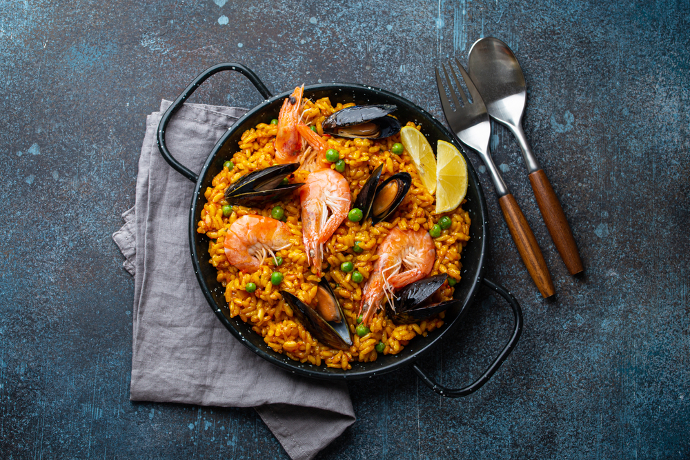 Classic,Dish,Of,Spain,,Seafood,Paella,In,Traditional,Pan,On